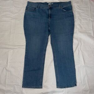 Lee Mid Rise Regular Fit Straight Leg 26W Jeans NWT Classic Simple